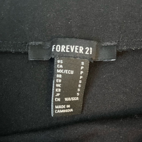 Fashion Nova + Forever 21 skirt bundle, size small - Picture 5 of 5